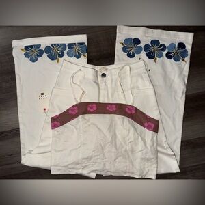 Billabong Women’s White high rise pants & white crop top set - hibiscus floral